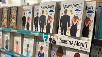 news - Rodzina Monet – jakie ksiki wchodz w skad popularnej serii?Przewodnik po popularnej serii Young Adult