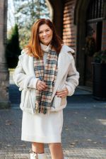 zdjęcie Nasz nowy dom – odcinek świąteczny 2022! Katarzyna Dowbor ponownie spotyka się z bohaterami! nr. 150