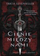 Okadka ksizki - Cienie midzy nami