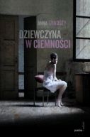 Ok�adka - Dziewczyna w ciemno�ci