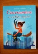 Okadka ksizki - Czarownica w wielkim miecie