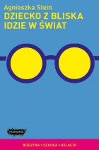 Okadka ksiki - Dziecko z bliska idzie w wiat