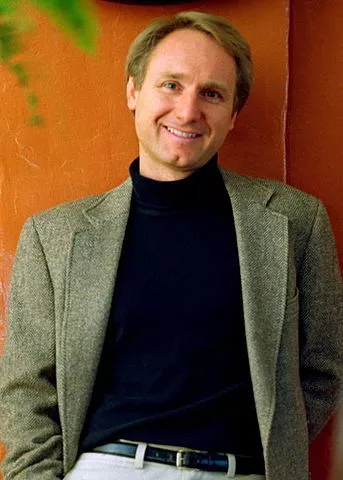 Autor - Dan Brown