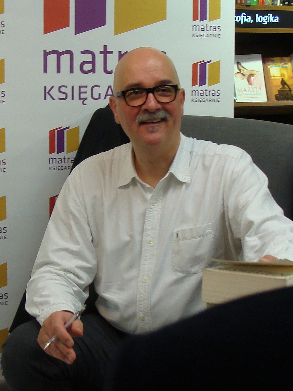 Autor - Vincent V. Severski