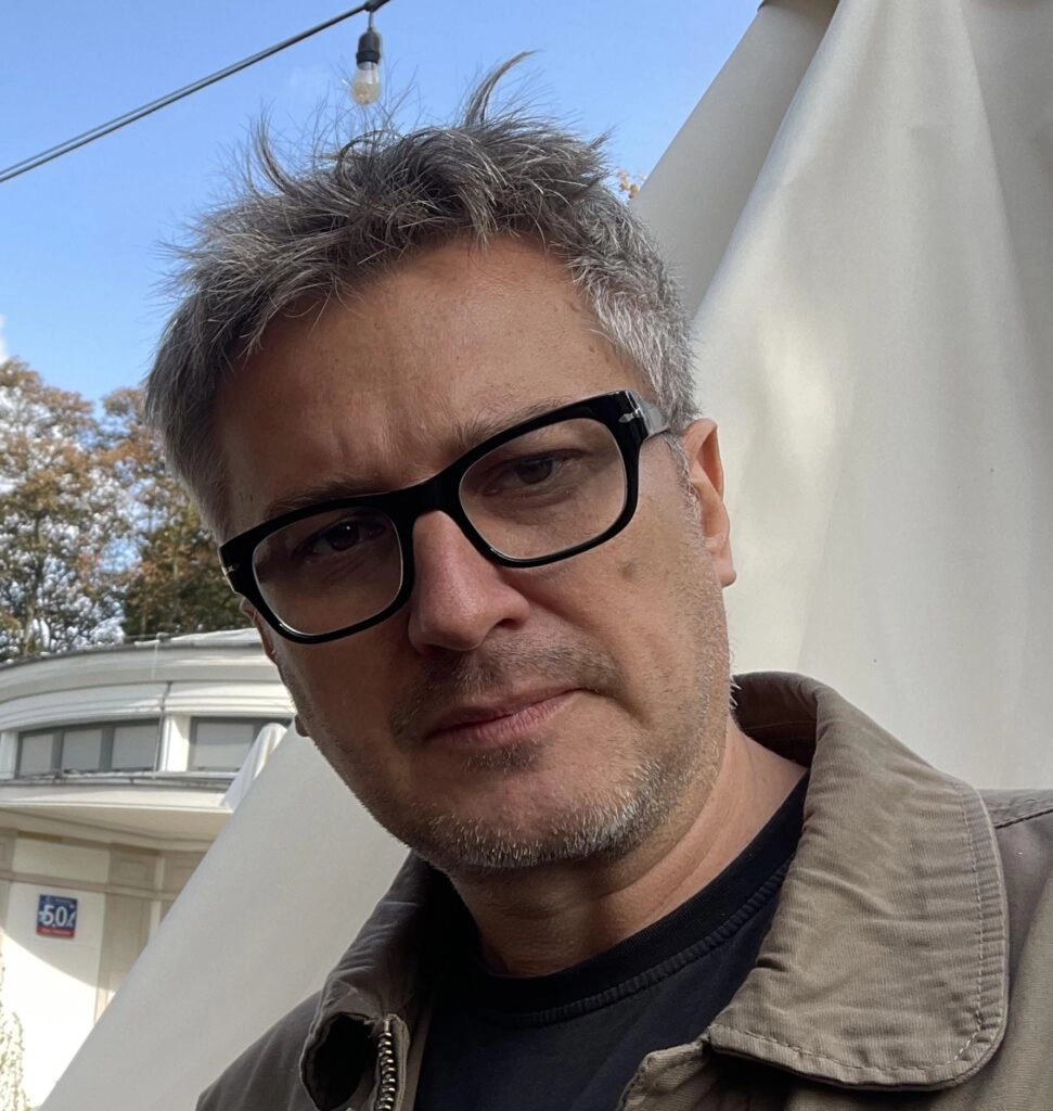 Zdjęcie - S.J. Lorenc