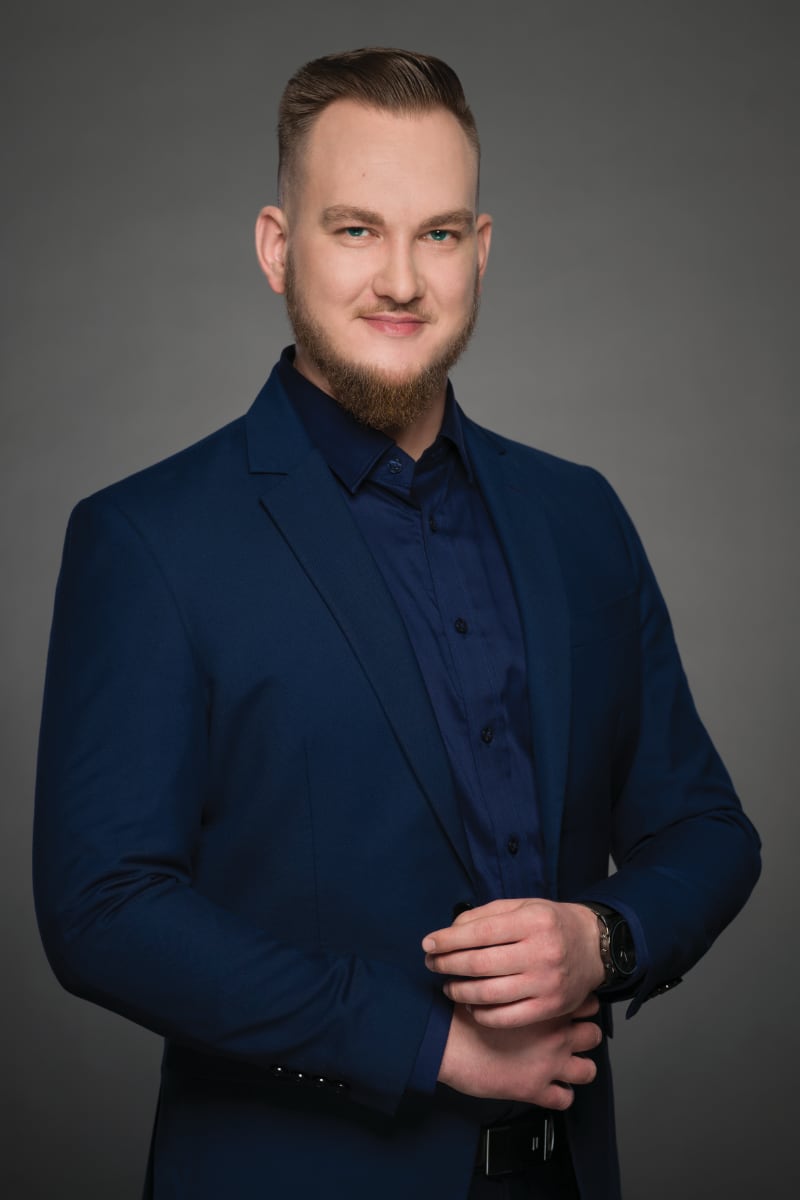 Autor - Rados�aw Paszko