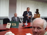 21 czerwca 2007 Biblioteka �l�ska. Promocja ksi��ki profesora �mieji. Na zdj�ciu Autor, profesor Jan Malicki i profesor W�odzimierz W�jcik