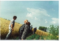 Dw�ch krocz�cych ku �anom zb�