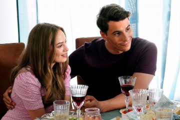 News Barwy szcz�cia - 2913 odc. Tomasz zaprasza Oliwk� na kolacje z rodzicami. Streszczenie 2913 i 2914 odc.