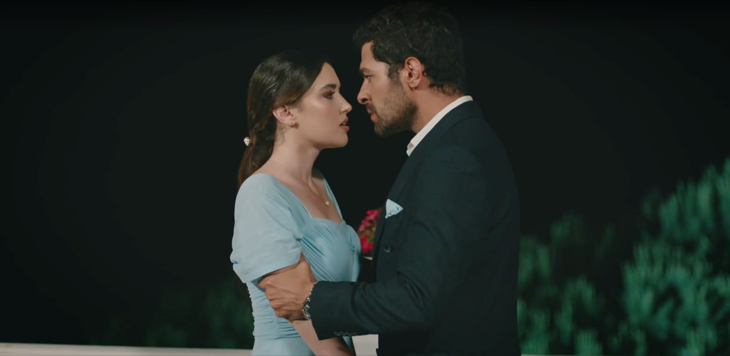 News Wichrowe wzg�rze - 208 odc. Halil wyznaje mi�o�� Zeynep! Streszczenie 208 i 209 odc. 