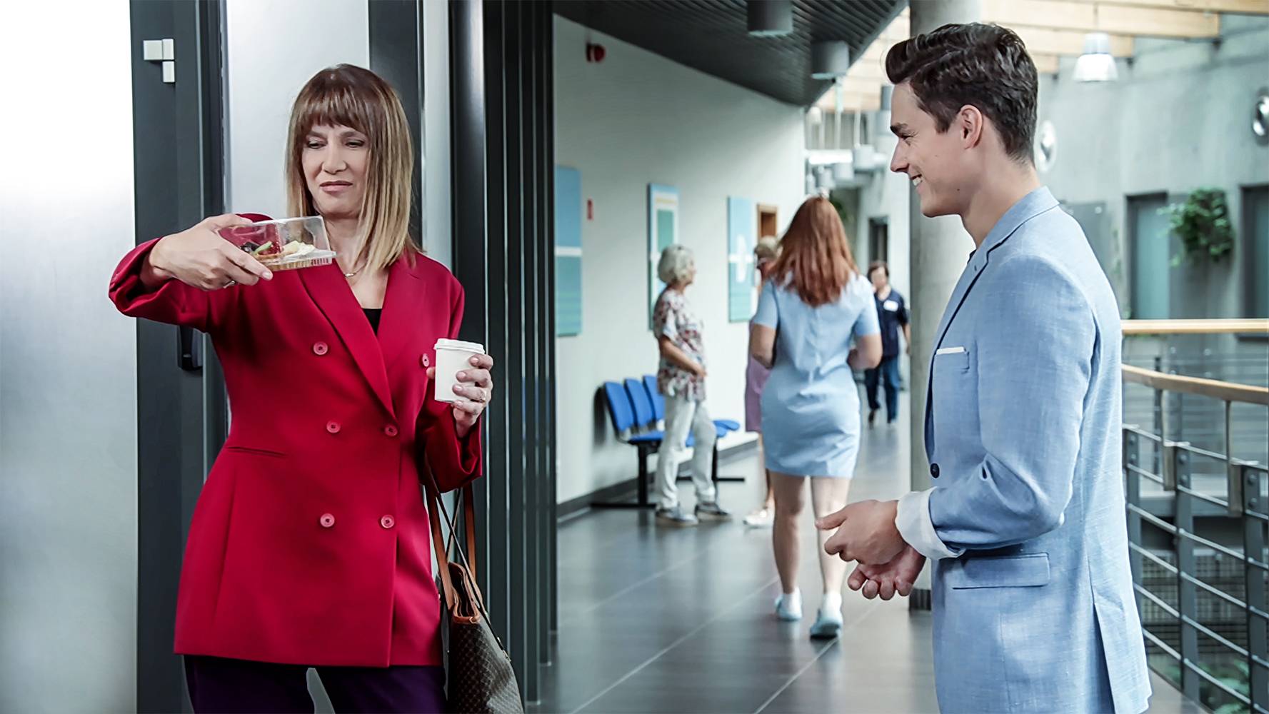 News Pierwsza mi�o�� - 3752 odc. Gra�yna u�wiadamia sobie, �e zakocha�a si� w Borysie. Streszczenie 3752 i 3753 odcinka