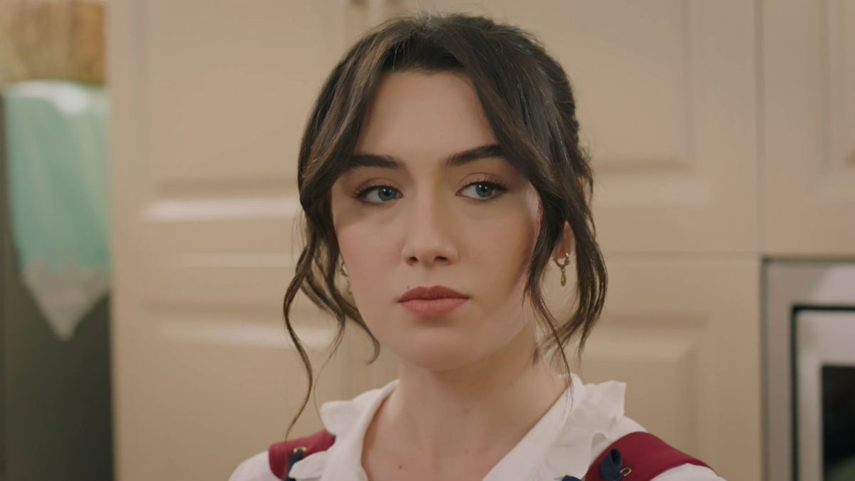 News Wichrowe Wzgrze - 317 odc. Zeynep odchodzi od Halila? Streszczenie 317 i 318 odc. 