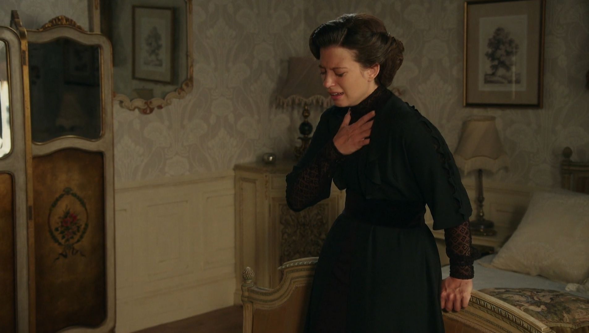 News La Promesa - paac tajemnic - 244 odc. Pia zostaje now pokojwk markizy. Martina nie moe pogodzi si ze mierci ojca Streszczenie 244 i 245 odc.