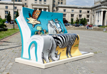 News W centrum Warszawy stan�a Zaczytana �awka!�