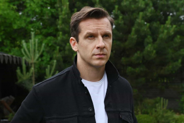 News Komisarz Alex: sezon 20 - odc. 249 i odc. 250: Dochodzi do zab�jstwa przedsi�biorcy z bran�y nowej tchnologii. Co si� wydarzy?