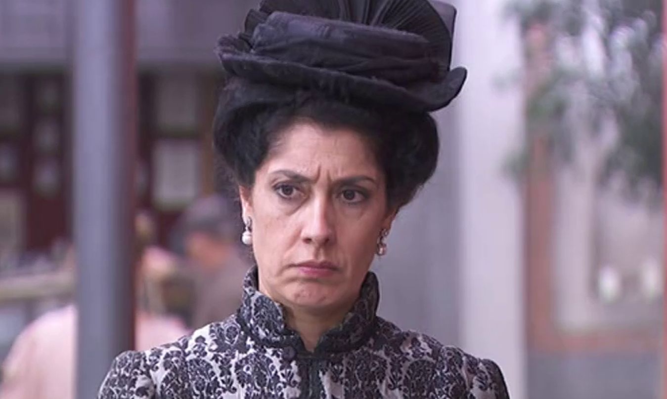 News Akacjowa 38 - 383 odc. Rosina chce si� pozby� Casildy. Streszczenie 383 i 384 odc.