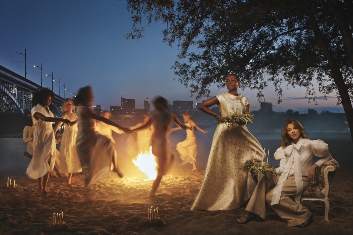 News Gwiazdy „Bridgerton�w” na wyj�tkowej sesji w Warszawie!