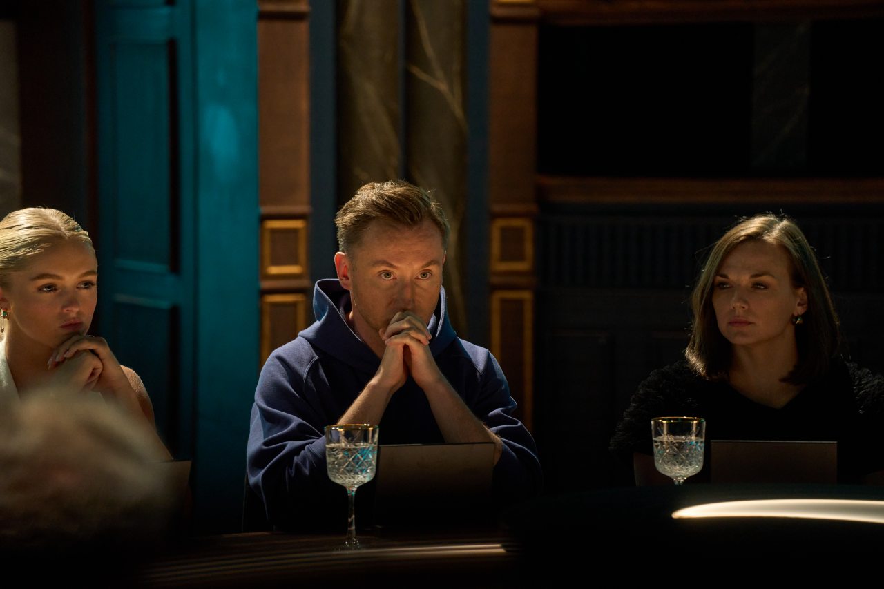 News Uczestnik „The Traitors. Zdrajcy” to autor bestsellerowych powie�ci. Kim jest Miko�aj Milcke?