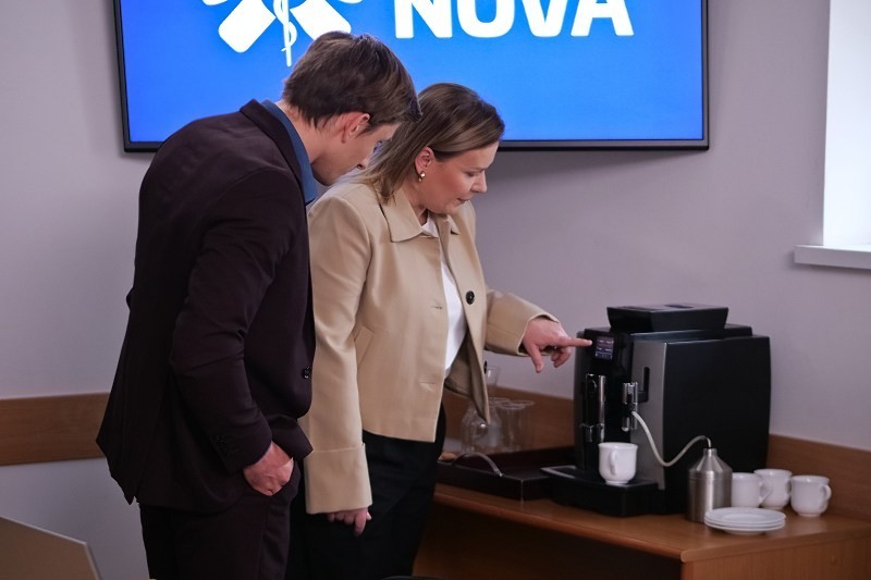 News Pierwsza mi�o�� - 3980 odc. Alan boi si� utraty pracy – czy Kinga odkry�a jego tajemnic�? Streszczenie 3980 i 3981 odc