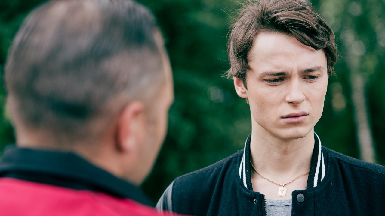 News Belfer - 7 odc. Jasiek pomaga cz�onkom gangu. Streszczenie 7 i 8 odcinka