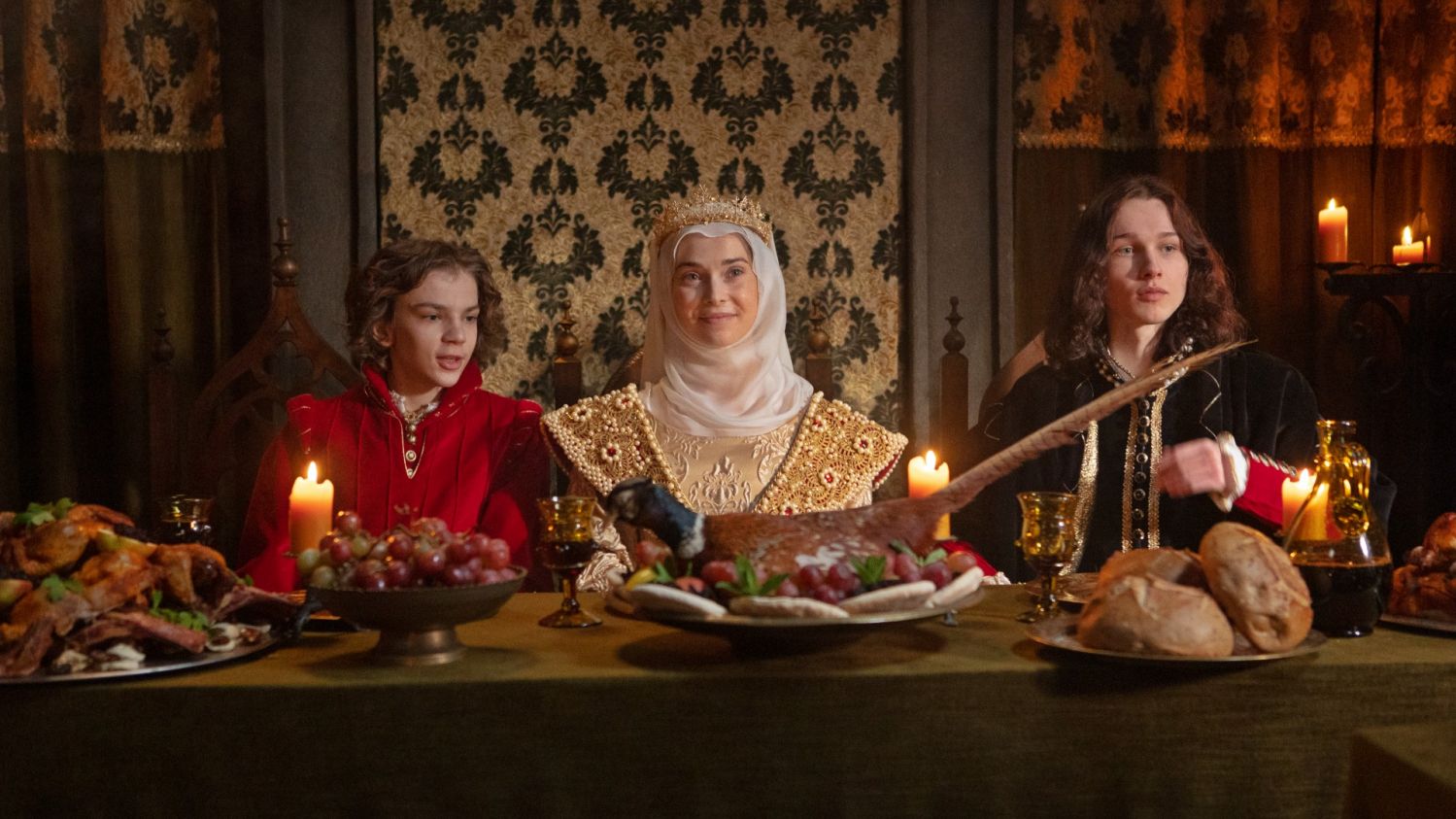 News Kr�lowie odc. 26 i 27 streszczenie: W�adys�aw otrzymuje miecz obro�cy wiary, nie�wiadomy swojej przepowiedni! Co jeszcze si� wydarzy? 