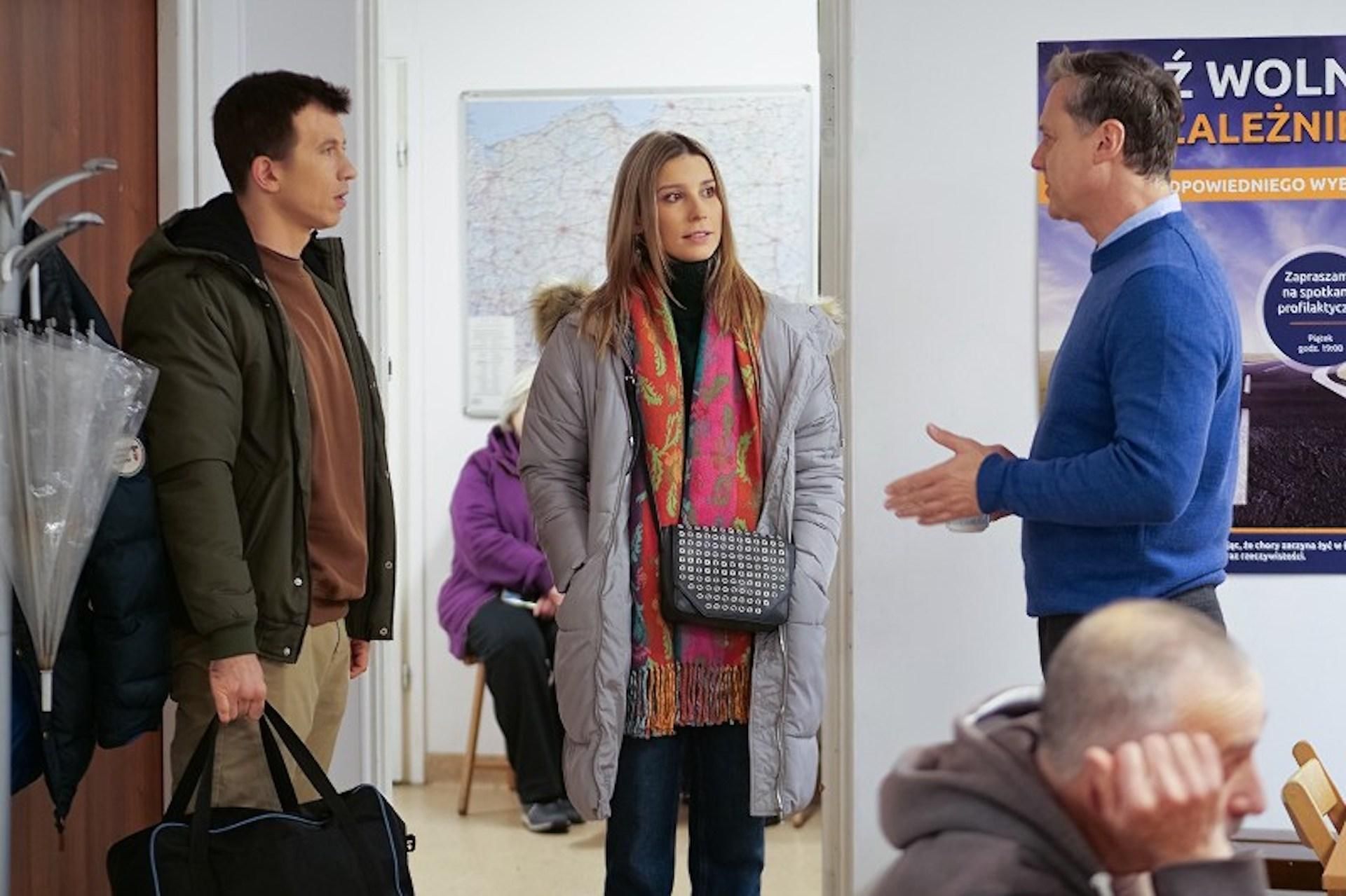 News Pierwsza mi�o�� - 3970 odc. Kalina sprowadza Alana do domu, ale Oskar odmawia pomocy! Streszczenie 3970 i 3971 odc