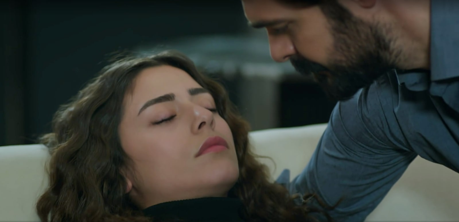 News Dziedzictwo odc. 451 i 452 streszczenie: Seher omy�kowo za�ywa leki nasenne!