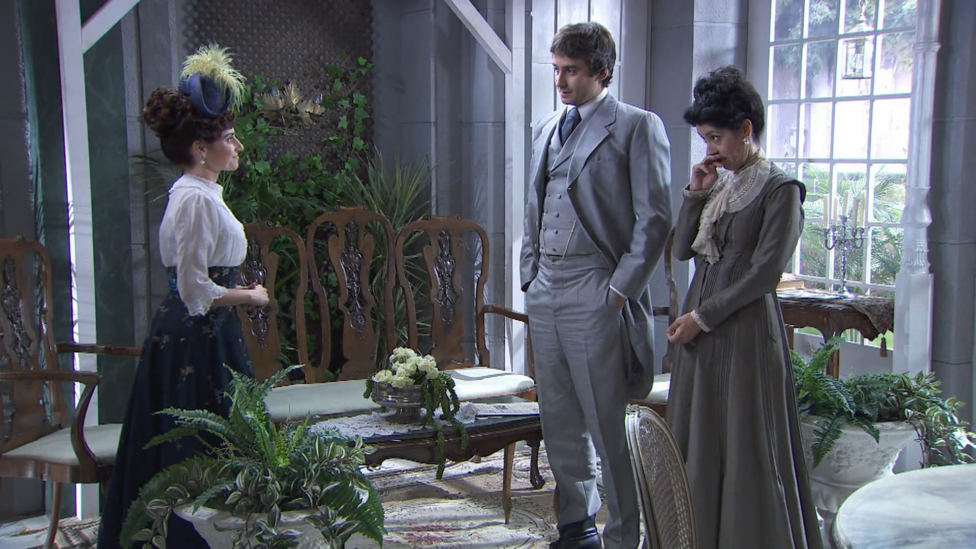 News Akacjowa 38 odc. 709 odc. Arturo słucha nagrań z głosem Elviry. Celia dowiaduje się o wypadku Felipa. Streszczenie 709 i 710 odc. 