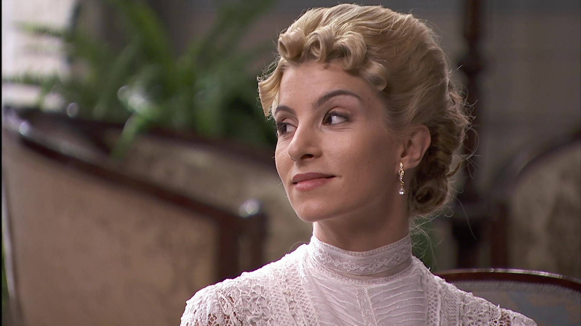 News Akacjowa 38 - 248 odc. Cayetana ka�e �ledzi� Germana i Manuel�. Streszczenie 247 i 248 odc. 