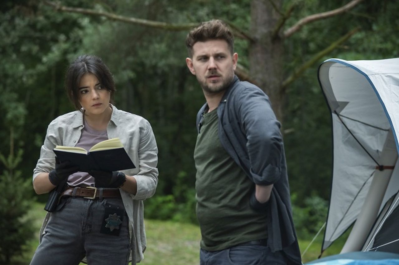 News Uroczysko - 5 odc. Kto truje mieszka�c�w muchomorem sromotnikowym? Streszczenie 5 i 6 odcinka