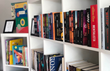 News Co czytali Polacy pod koniec roku? Grudniowe bestsellery Empiku, ksi�garni TaniaKsiazka.pl i ksi�gar� kameralnych