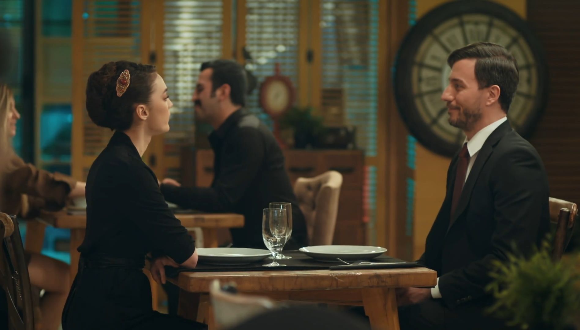 News Dziedzictwo odc. 673 i 674 streszczenie. Yaman oskar�a Luk� o kradzie� dokument�w i wpada w gniew, gdy odkrywa w�asny b��d!!