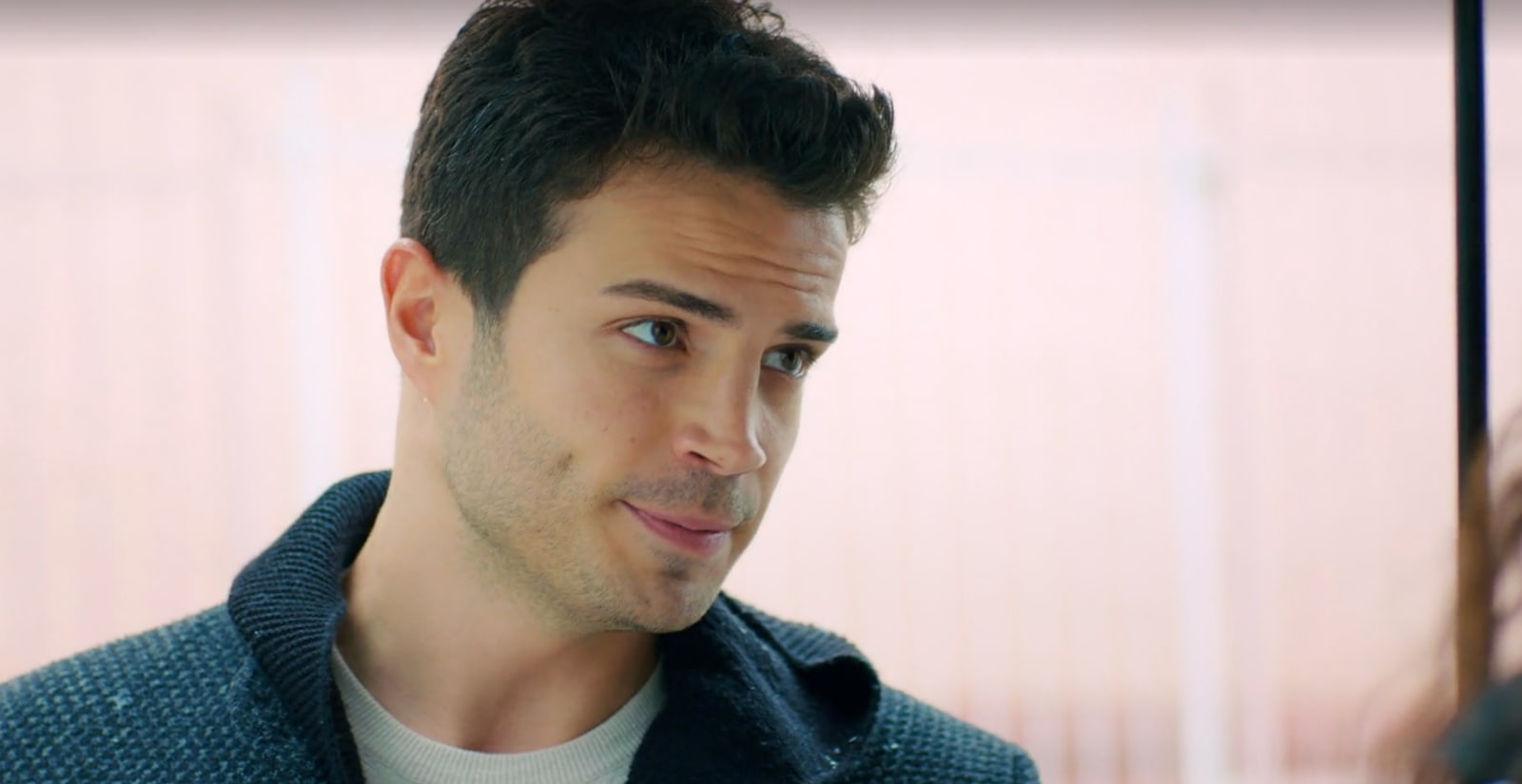 News Mi�o�� i nadzieja odc. 200. Ege znajduje Zeynep! Streszczenie 200 odc.