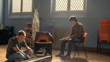 News Kiedy� by�em s�awny - komediodramat o samotnym i zdesperowanym muzyku. Premiera Netflix 