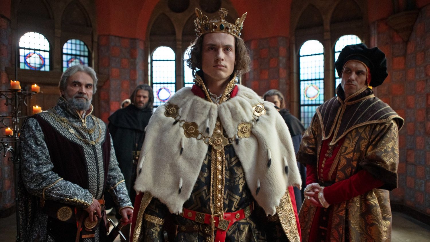 News Kr�lowie odc. 23 i 24 streszczenie: Kr�l zawiera pok�j z Turkami, a Zofia ryzykuje reputacj�. Co jeszcze si� wydarzy? 