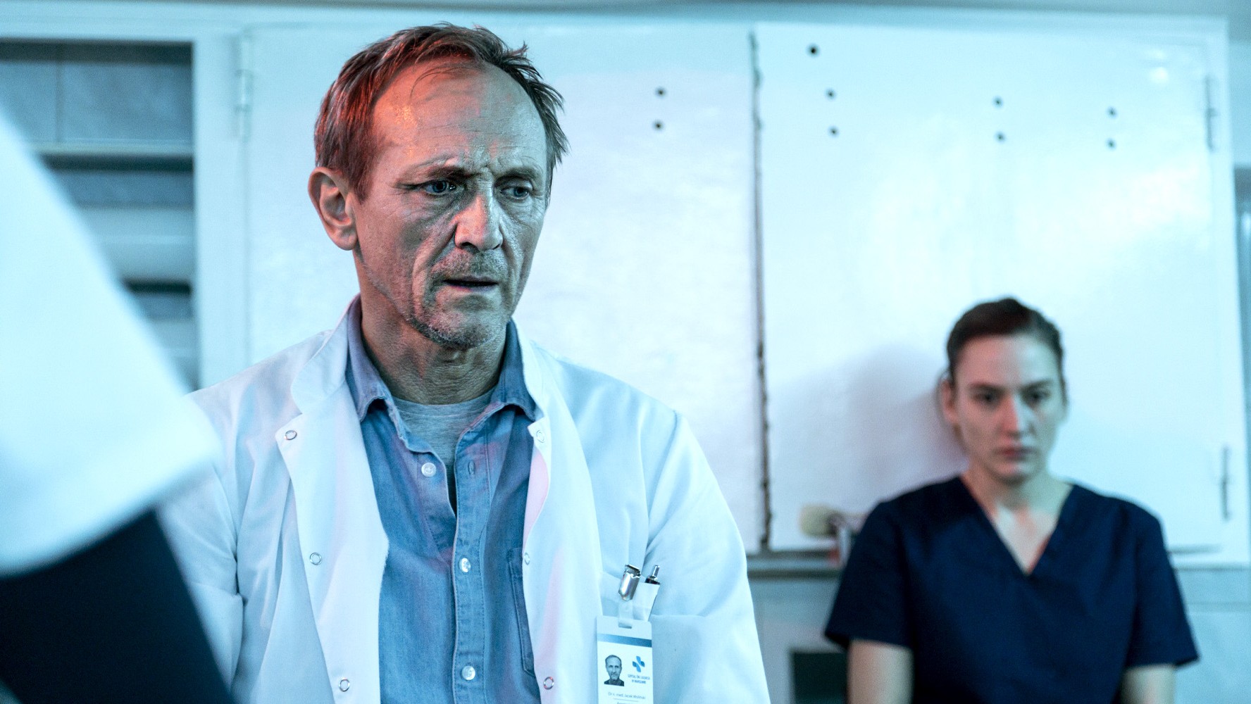 News Sortownia - odcinek 1. Pierwszy wsp�lny dzie� pracy na SOR. Jacek i Olga ratuj� pacjent�w. Streszczenie 1 i 2 odcinka 