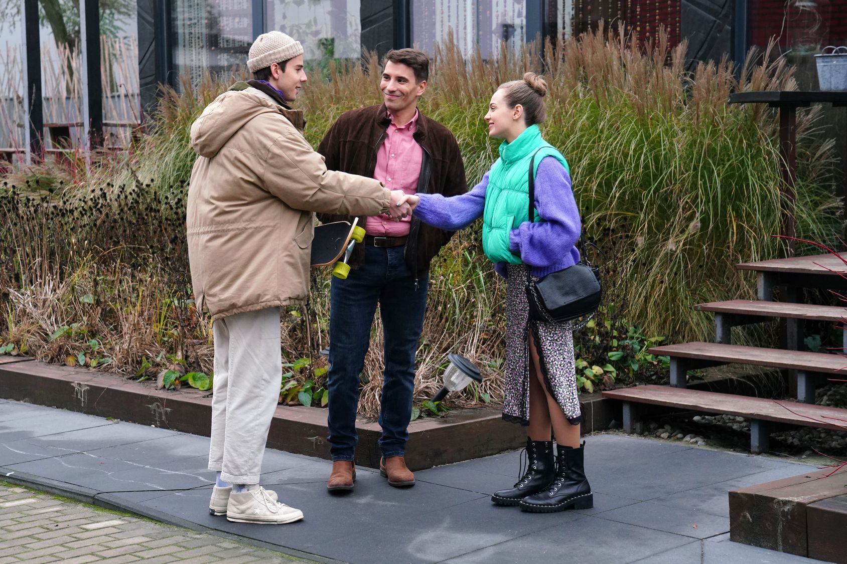 News Barwy szcz�cia - 2806 odcinek. Wiktor uwa�a, �e Oliwka jest za m�oda dla ojca