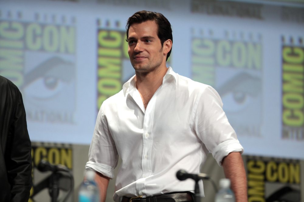 News Henry Cavill b�dzie kolejnym Jamesem Bondem? Aktor zrezygnowa� z roli Wied�mina