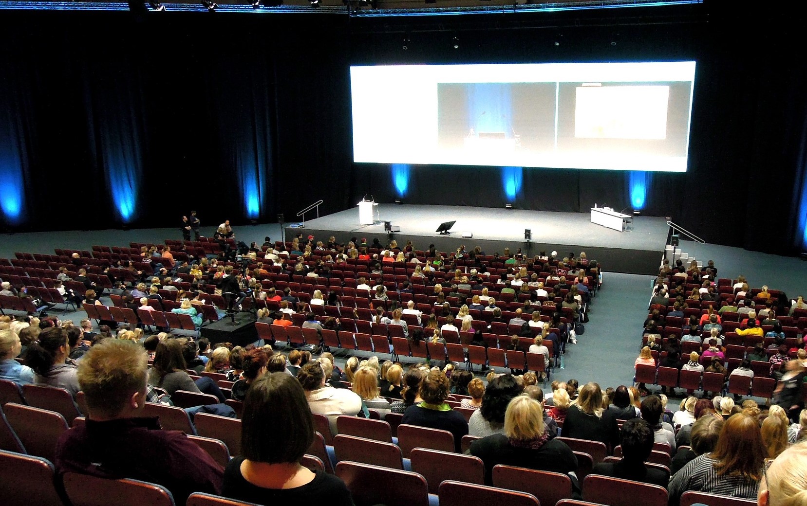 News Cherezi�ska, Wildstein, Urbankowski i Englert laureatami Nagr�d Ministra Kultury