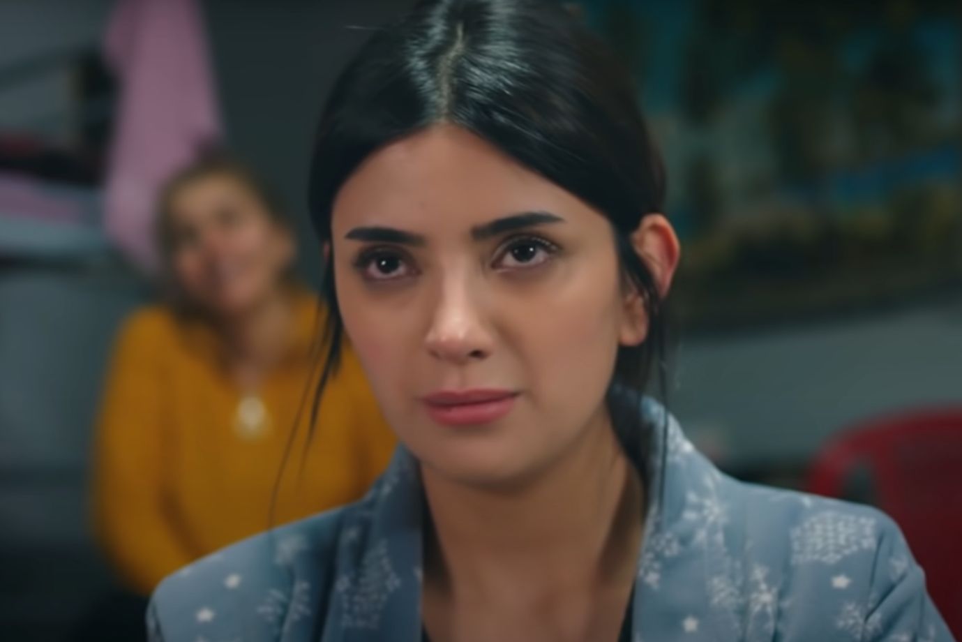 News Dziedzictwo - 222 odc. Zuhal proponuje wsp�osadzonej porwanie Ikbal dla okupu. Streszczenie 222 i 223 odcinka