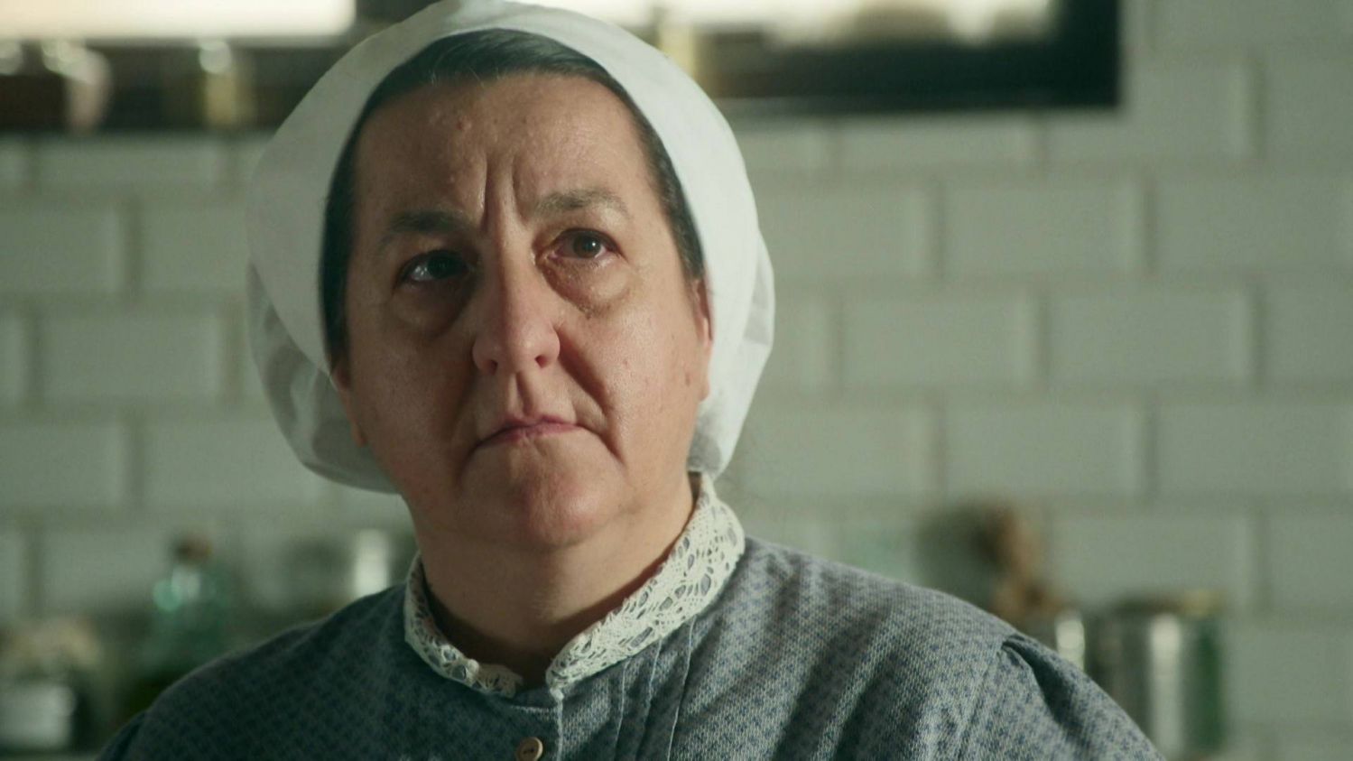 News La Promesa - pa�ac tajemnic - 288 odc. Curro szykuje si� na wyjazd. Simona wyjawia prawd� o listach. Streszczenie 288 i 289 odc.