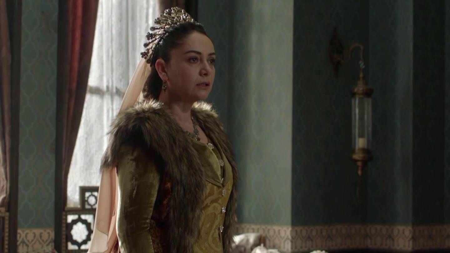 News Wspania�e stulecie: Su�tanka K�sem - 142 odc. Zrozpaczona Gulbahar po �mierci syna przysi�ga zemst�. Streszczenie 142 i 143 odcinka