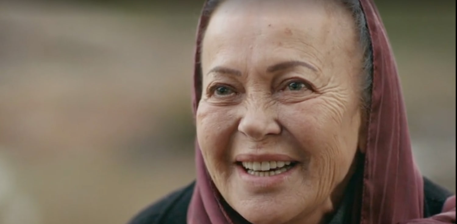 News Wichrowe wzg�rze - 43 odc. Zumrut zakrada si� do rezydencji. Co zrobi? Streszczenie 43 i 44 odc. 