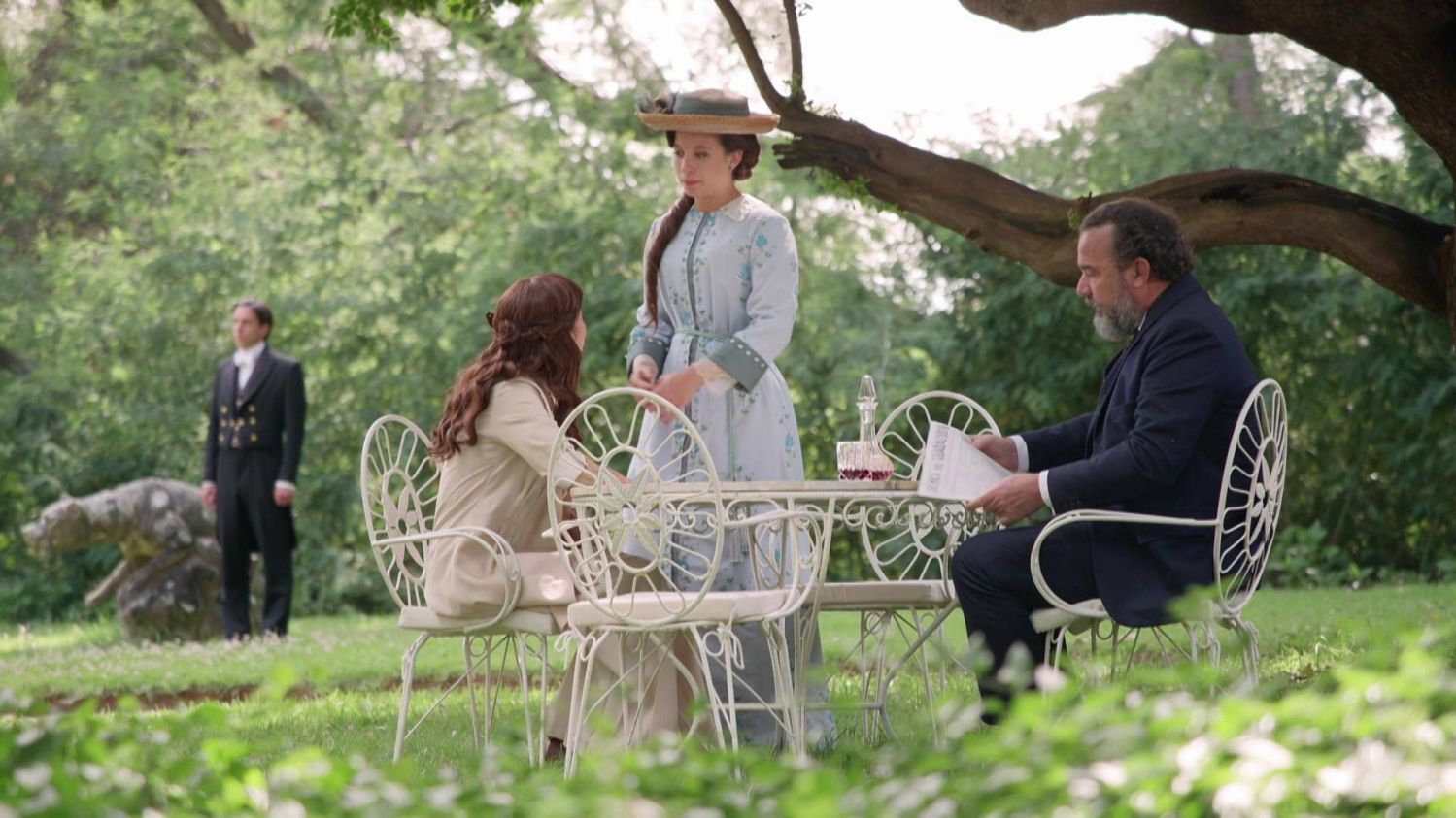 News La Promesa - paac tajemnic - 214 odc. Curro wraca do chaty Ramony. Cruz namawia syna, by pozby si Abla. Streszczenie 214 i 215 odc.