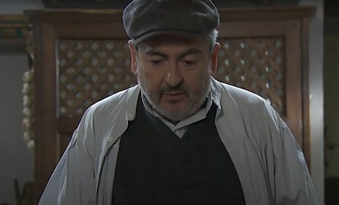 News Akacjowa 38 - 395 odc. Servando chce robi� biznes na nieszcz�ciu Paciencii. Streszczenie 395 i 396 odc.