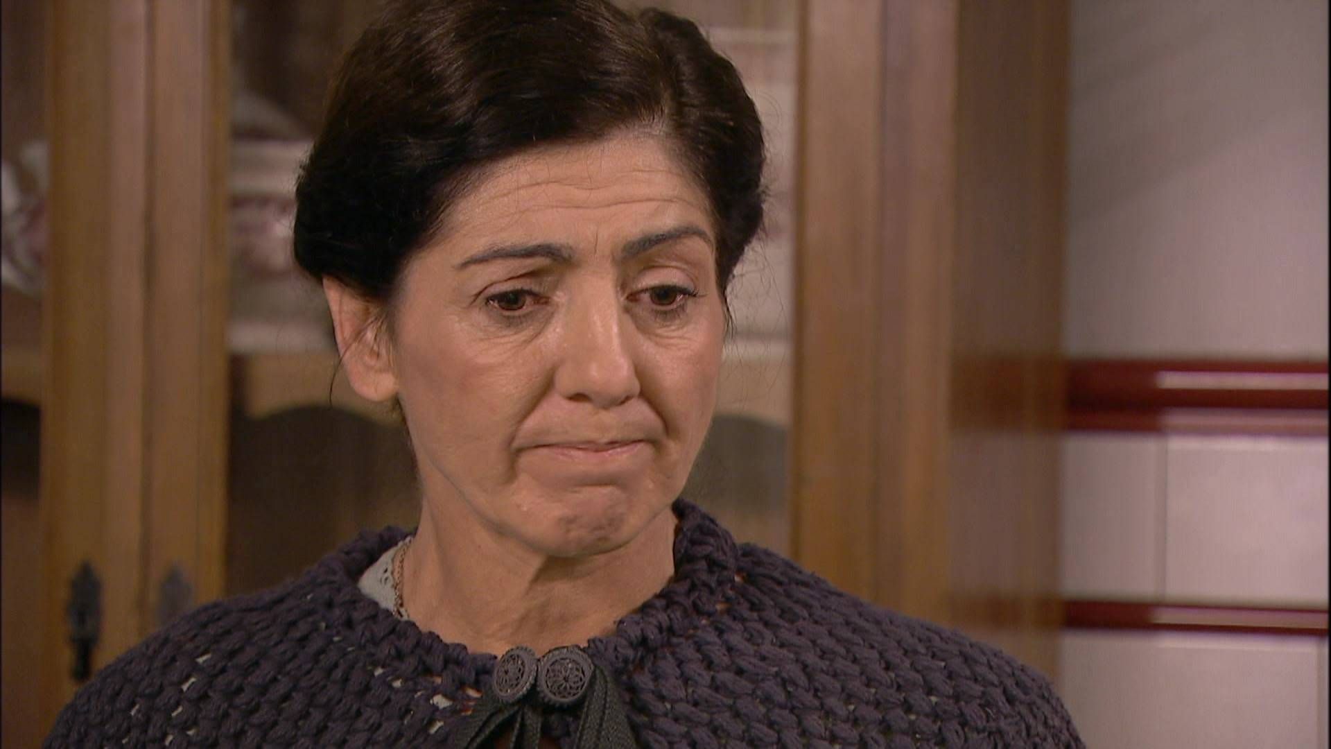 News Akacjowa 38 - 267 odc. Fabiana zaczyna podejrzewa�, �e to Cayetana stoi za morderstwami. Streszczenie 267 i 268 odc. 