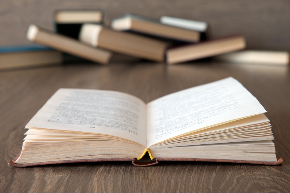 News Rodzaje ksi��ek historycznych — po kt�re warto si�ga�? 