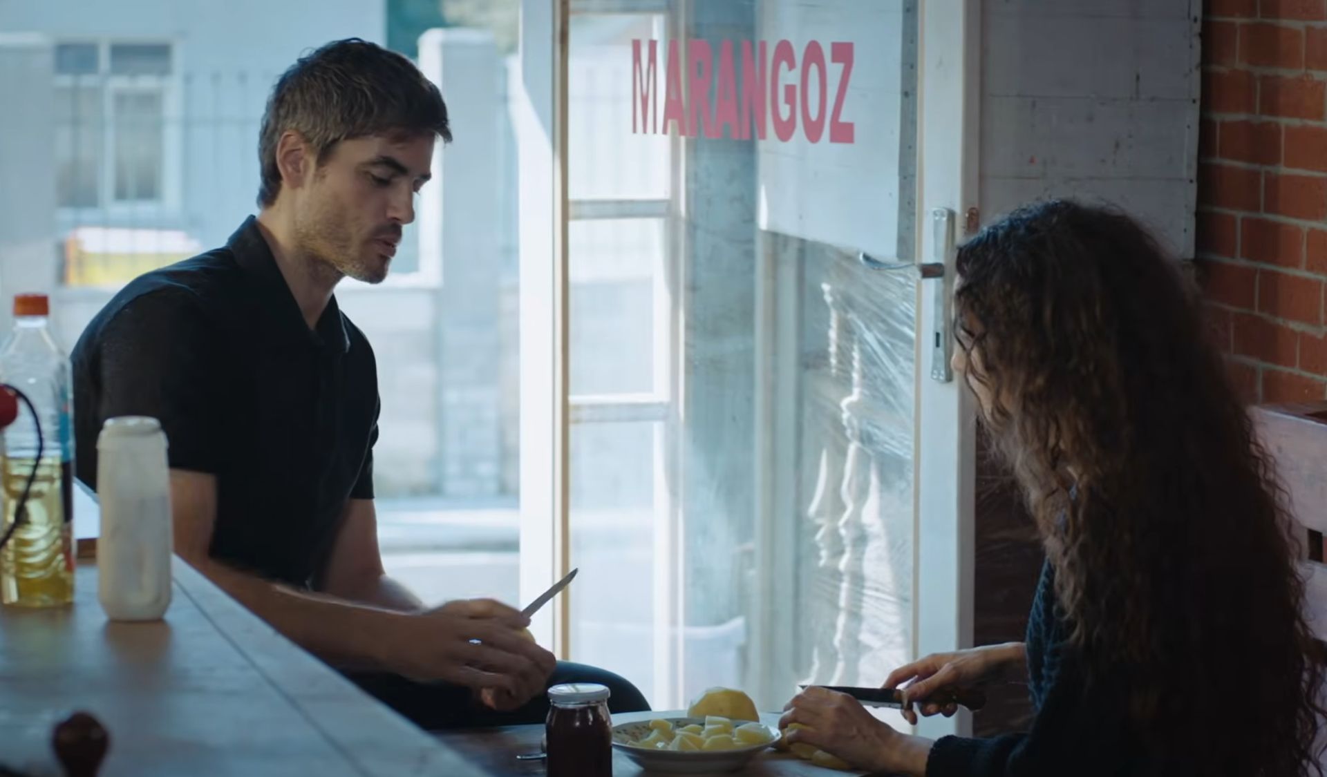 News Dziedzictwo odc. 862 i 863 streszczenie. Nana gotuje dla rodziny. Poyraz marzy, aby zosta�a...