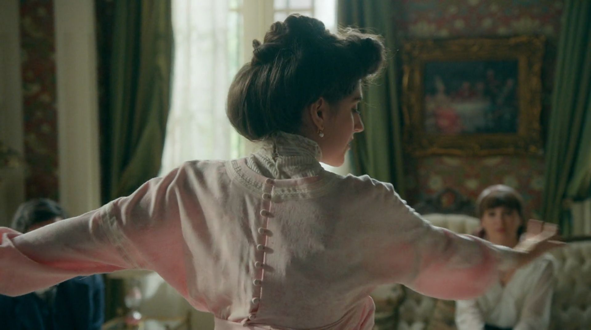 News La Promesa - paac tajemnic - 247 odc. Jimena taczy mimo ciy. Manuel zaczyna si o ni ba. Streszczenie 247 i 248 odc.