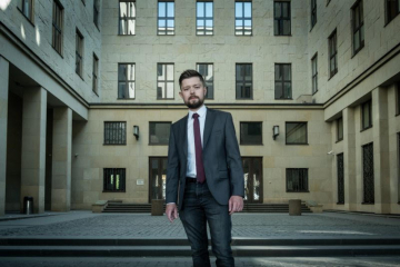 News Szepty spoza nico�ci. Remigiusz Mr�z zapowiada now� ksi��k�